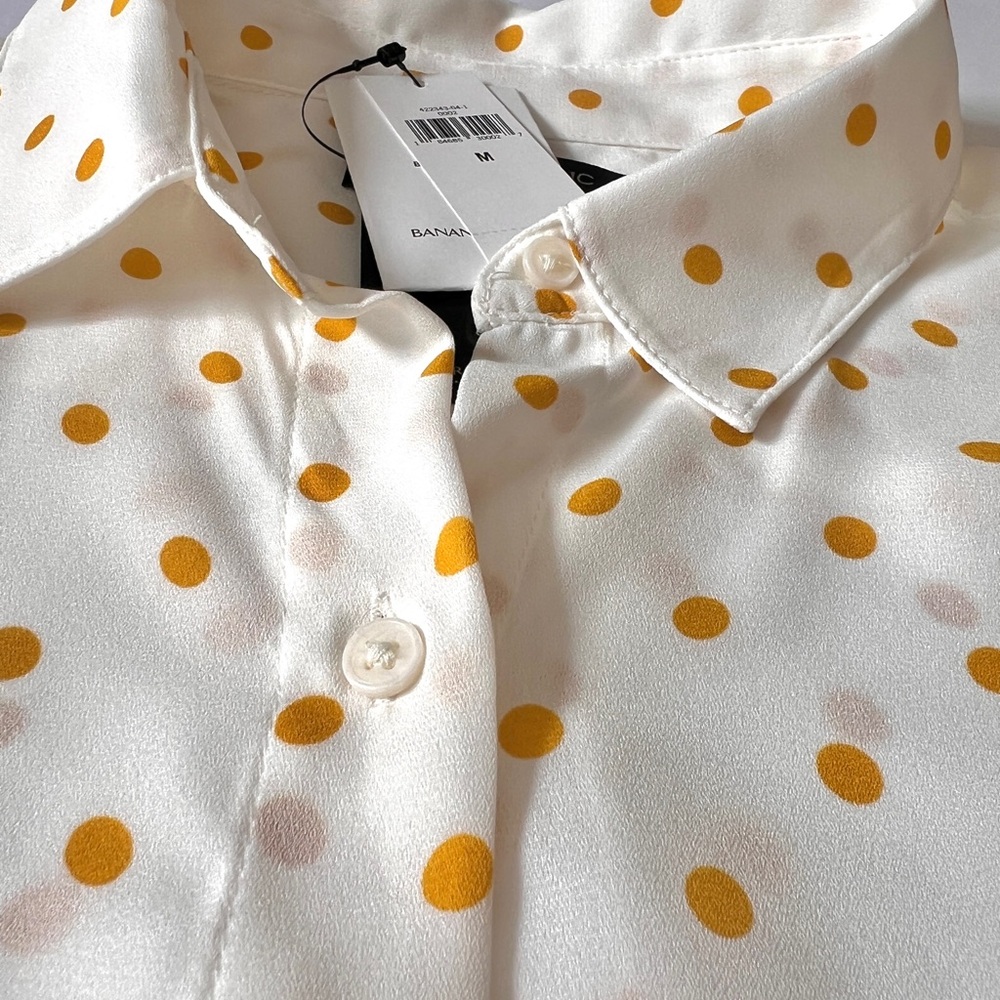 NWT Banana Republic Factory White Sleeveless Blouse with Gold Polka Dots